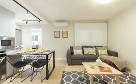 Dobo Rooms Clara Del Rey